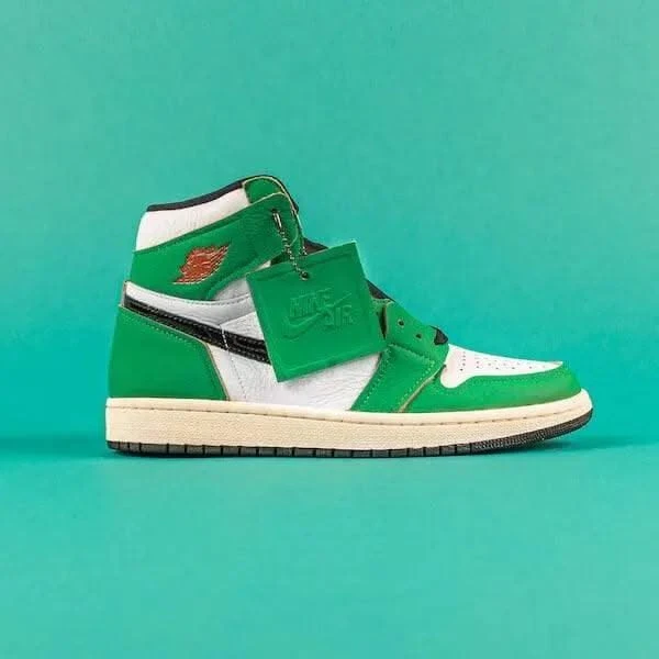 Air Jordan 1 High Lucky Green 8 Air Jordan 1 High Lucky Green – Image 6