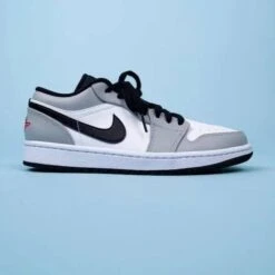 Air Jordan 1 Low Light Smoke Grey 9 Air Jordan 1 Low Light Smoke Grey -MNR BOUTIQUE air jordan 1 low light smoke grey 953996