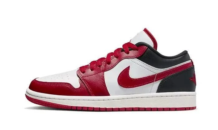 Air Jordan 1 Low Reverse Black Toe 3 Air Jordan 1 Low Reverse Black Toe
