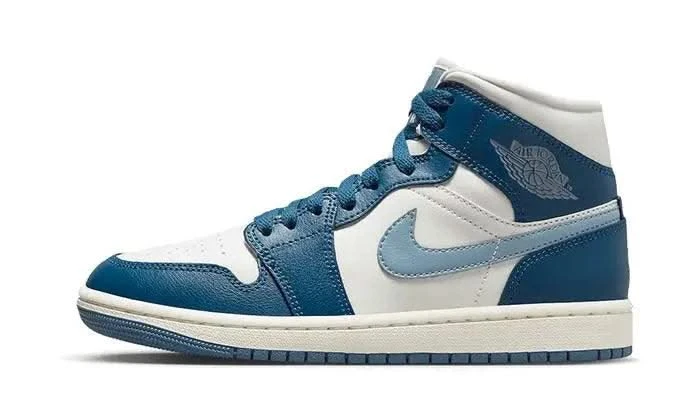 Air Jordan 1 Mid Sky J French Blue 3 Air Jordan 1 Mid Sky J French Blue