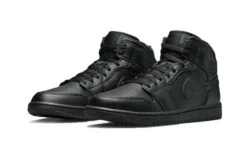 Air Jordan 1 Mid Triple Black (2022) 6 Air Jordan 1 Mid Triple Black (2022) -MNR BOUTIQUE air jordan 1 mid triple black 2022 mnr sneakers 2