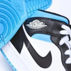 Air Jordan 1 Mid University Black White 13 Air Jordan 1 Mid University Black White -MNR BOUTIQUE air jordan 1 mid university black white 861206