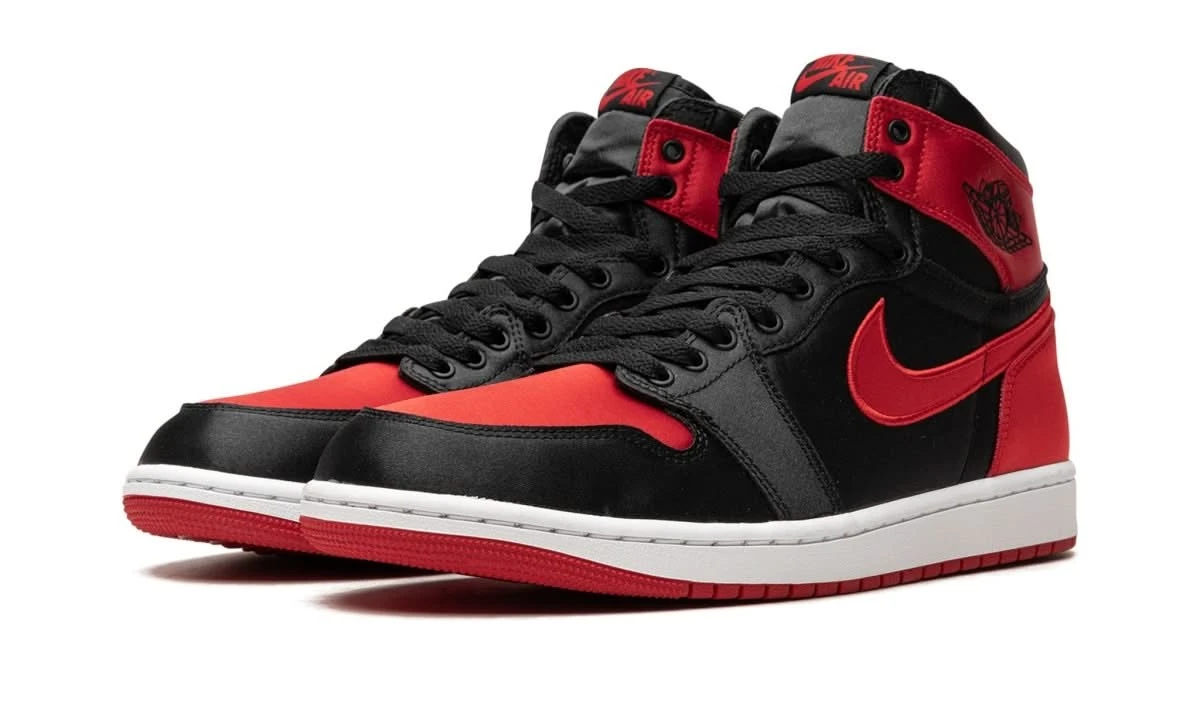Air Jordan Air Jordan 1 Retro High OG Satin Bred 4 Air Jordan Air Jordan 1 Retro High OG Satin Bred – Image 2