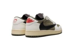 Air Jordan 1 Retro Low OG SP Travis Scott Medium Olive 8 Air Jordan 1 Retro Low OG SP Travis Scott Medium Olive -MNR BOUTIQUE air jordan 1 retro low og sp travis scott medium olive 628053