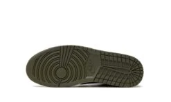 Air Jordan 1 Retro Low OG SP Travis Scott Medium Olive 9 Air Jordan 1 Retro Low OG SP Travis Scott Medium Olive -MNR BOUTIQUE air jordan 1 retro low og sp travis scott medium olive 723730
