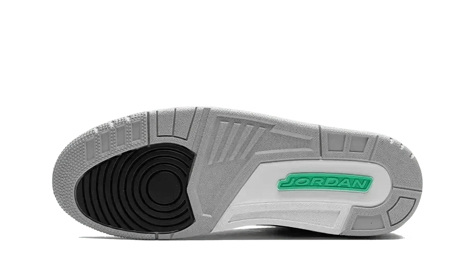 Air Jordan 3 Retro Green Glow 6 Air Jordan 3 Retro Green Glow – Image 4