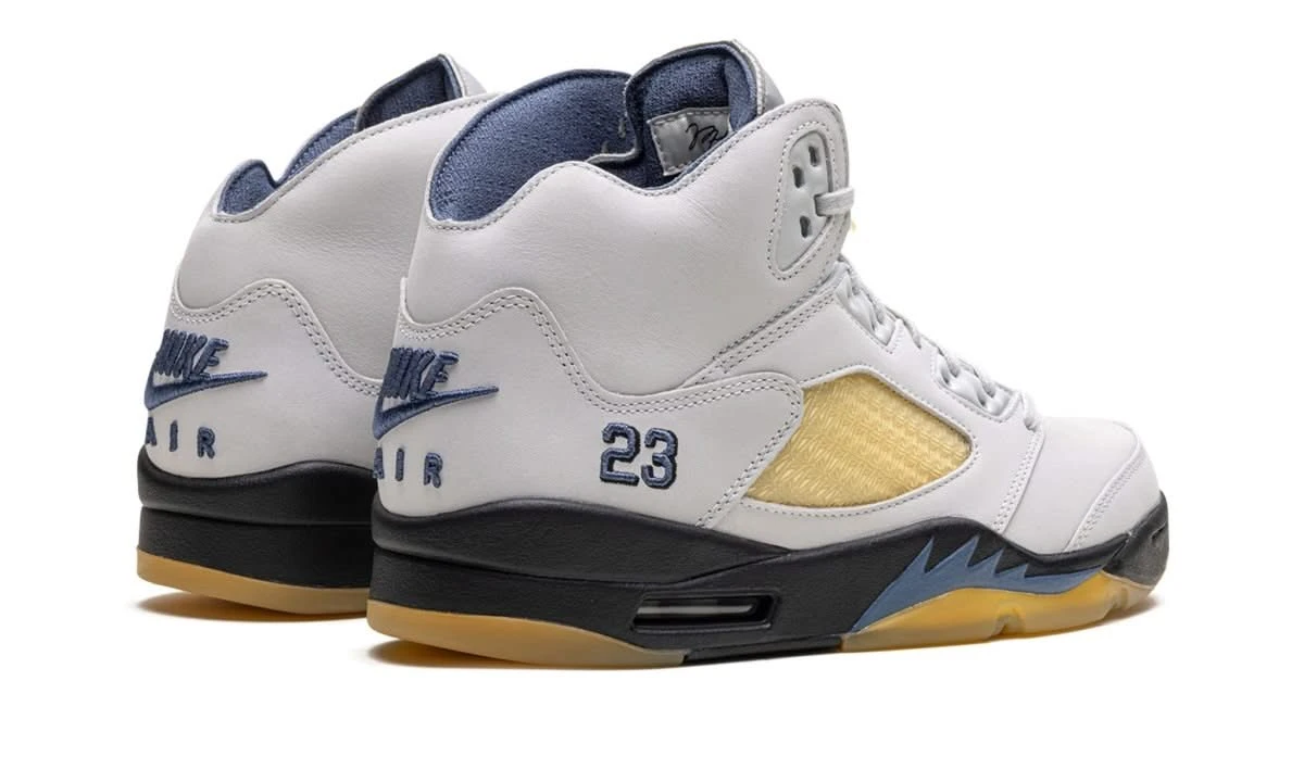 Air Jordan 5 Retro A Ma Maniére Diffused Blue 5 Air Jordan 5 Retro A Ma Maniére Diffused Blue – Image 3