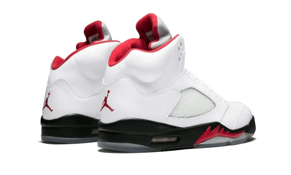 Air Jordan 5 Retro Fire Red (2013) 5 Air Jordan 5 Retro Fire Red (2013) – Image 3