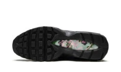 Nike Air Max 95 SP Corteiz Pink Beam 9 Nike Air Max 95 SP Corteiz Pink Beam -MNR BOUTIQUE air max 95 sp corteiz pink beam 730935