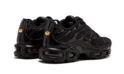 Nike Air Max Plus Triple Black -MNR BOUTIQUE air max plus triple black 240190