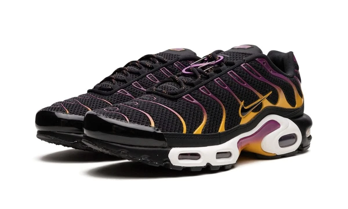 Nike Air Max Plus University Gold Viotech Purple 4 Nike Air Max Plus University Gold Viotech Purple – Image 2