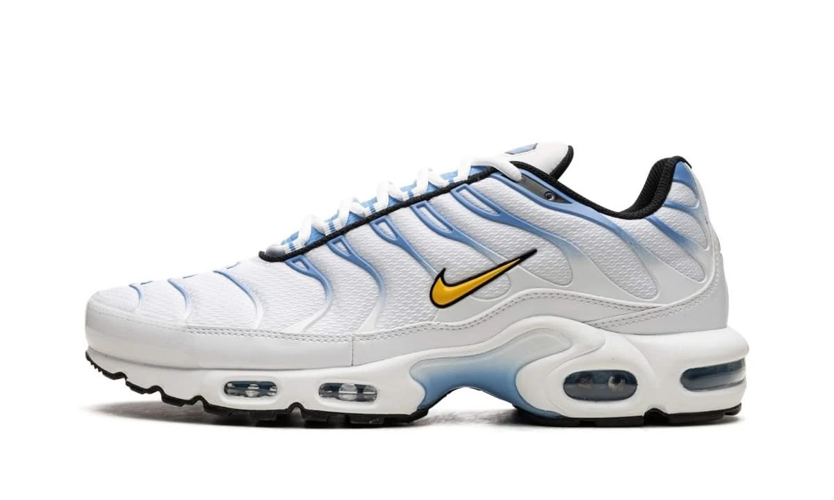 Nike Air Max Plus University Gold White 3 Nike Air Max Plus University Gold White