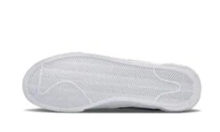 Nike Blazer Low Sacai White Patent 7 Nike Blazer Low Sacai White Patent -MNR BOUTIQUE blazer low sacai white patent 719757