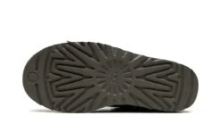 Ugg Classic Ultra Mini Boot Moss Green 9 Ugg Classic Ultra Mini Boot Moss Green -MNR BOUTIQUE classic ultra mini boot moss green 908428