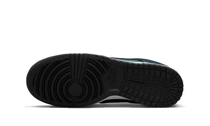 Nike Dunk Low Armory Navy 5 Nike Dunk Low Armory Navy – Image 3