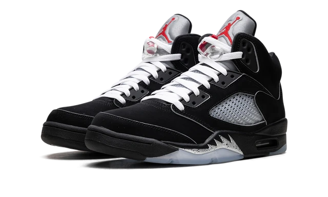 Air Jordan 5 Retro OG Black Metallic Reimagined 4 Air Jordan 5 Retro OG Black Metallic Reimagined – Image 2