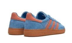 ADIDAS Handball Spezial Light Blue Wonder Clay -MNR BOUTIQUE handball spezial light blue wonder clay 565025