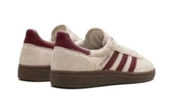 ADIDAS Handball Spezial Off White Collegiate Burgundy 8 ADIDAS Handball Spezial Off White Collegiate Burgundy -MNR BOUTIQUE handball spezial off white collegiate burgundy 391715