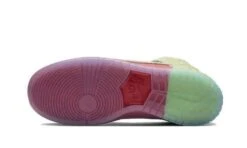 Nike SB Dunk High Pro QS Strawberry Cough -MNR BOUTIQUE sb dunk high pro qs strawberry cough 502437
