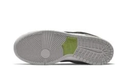 Nike SB Dunk Low Chlorophyll 7 Nike SB Dunk Low Chlorophyll -MNR BOUTIQUE sb dunk low chlorophyll 696872