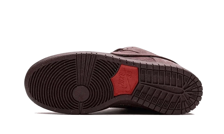 Nike SB Dunk Low City Of Love Burgundy Crush 6 Nike SB Dunk Low City Of Love Burgundy Crush – Image 4