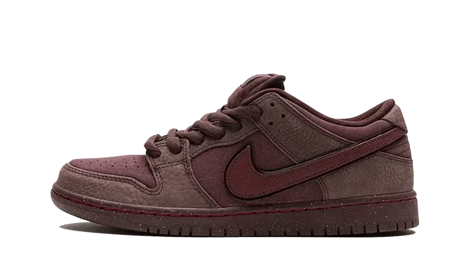 Nike SB Dunk Low City Of Love Burgundy Crush 3 Nike SB Dunk Low City Of Love Burgundy Crush