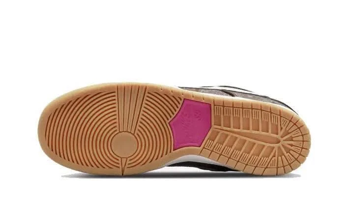 Nike SB Dunk Low Paisley Brown 5 Nike SB Dunk Low Paisley Brown – Image 3