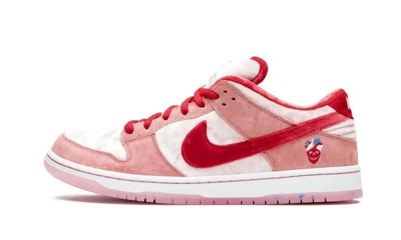 Nike SB Dunk Low StrangeLove 3 Nike SB Dunk Low StrangeLove