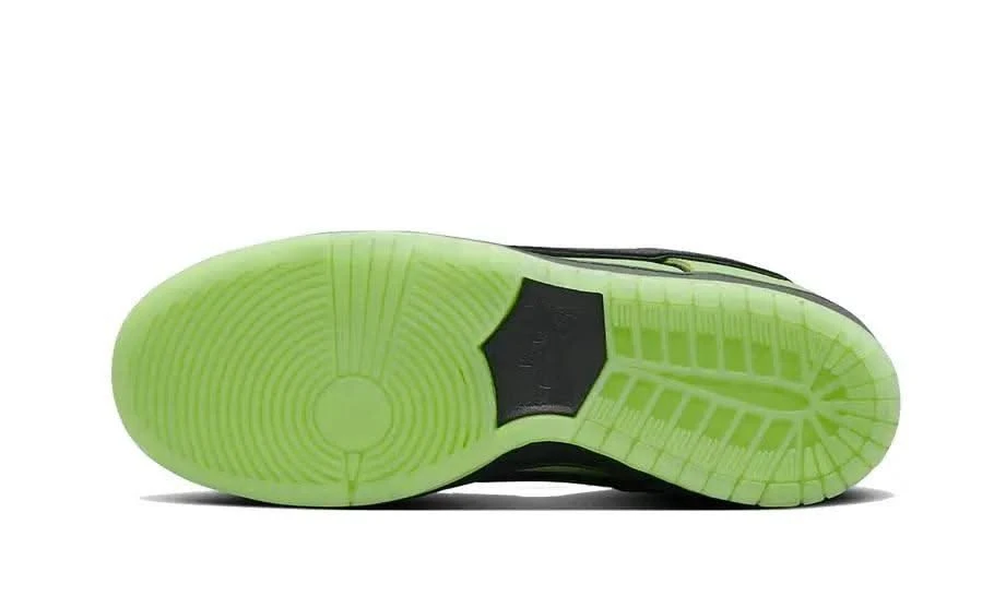 Nike SB Dunk Low The Powerpuff Girls Buttercup 5 Nike SB Dunk Low The Powerpuff Girls Buttercup – Image 4