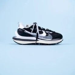 Nike Vaporwaffle Sacai Black White -MNR BOUTIQUE vaporwaffle sacai black white 150667