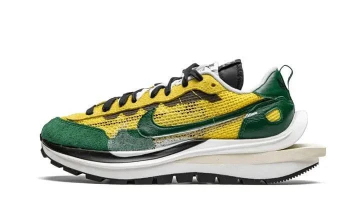 Nike Vaporwaffle Sacai Tour Yellow Stadium Green 3 Nike Vaporwaffle Sacai Tour Yellow Stadium Green