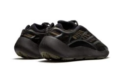 ADIDAS Yeezy 700 V3 Clay Brown 8 ADIDAS Yeezy 700 V3 Clay Brown -MNR BOUTIQUE yeezy 700 v3 clay brown 435392