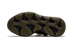 ADIDAS Yeezy 700 V3 Clay Brown 9 ADIDAS Yeezy 700 V3 Clay Brown -MNR BOUTIQUE yeezy 700 v3 clay brown 920260