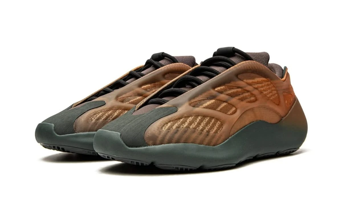 ADIDAS Yeezy 700 V3 Copper Fade 4 ADIDAS Yeezy 700 V3 Copper Fade – Image 2