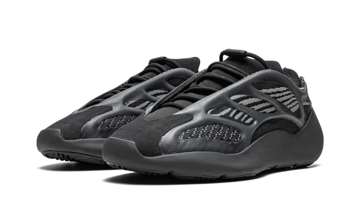 ADIDAS Yeezy 700 V3 Dark Glow 4 ADIDAS Yeezy 700 V3 Dark Glow – Image 2