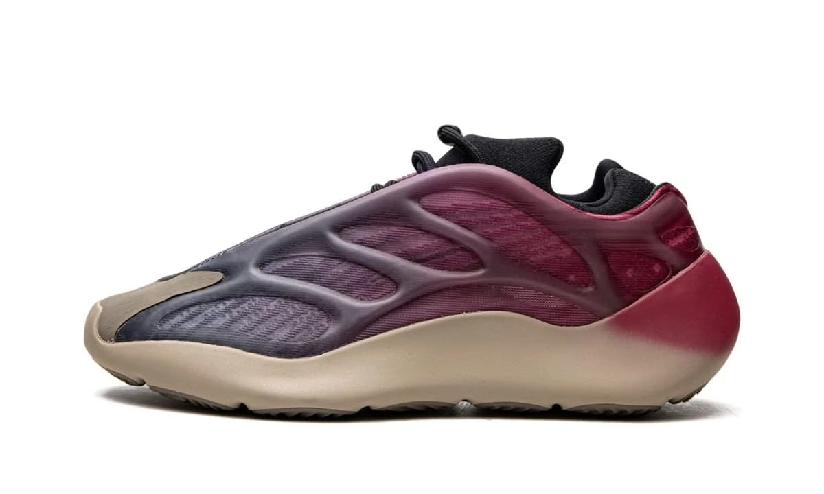 ADIDAS Yeezy 700 V3 Fade Carbon 3 ADIDAS Yeezy 700 V3 Fade Carbon