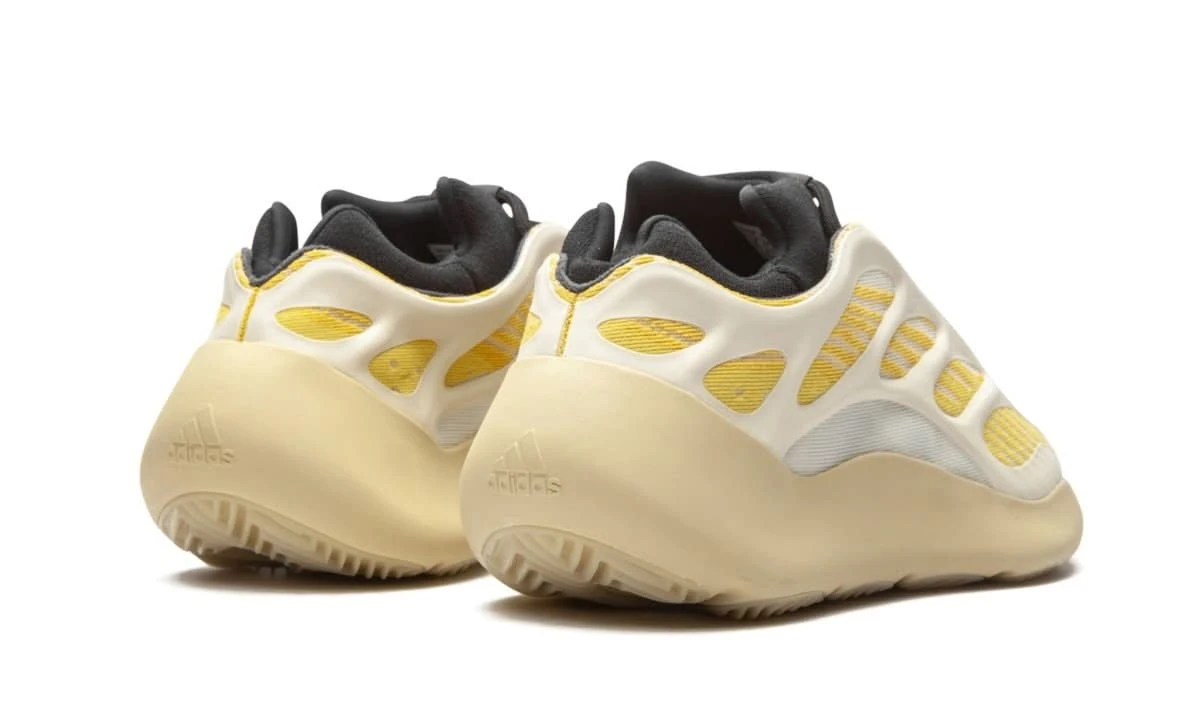 ADIDAS Yeezy 700 V3 Safflower 5 ADIDAS Yeezy 700 V3 Safflower – Image 3
