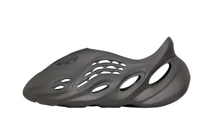 ADIDAS Yeezy Foam RNNR Carbon 3 ADIDAS Yeezy Foam RNNR Carbon