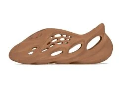 ADIDAS Yeezy Foam RNNR Flax