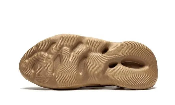 ADIDAS Yeezy Foam RNNR Ochre 6 ADIDAS Yeezy Foam RNNR Ochre – Image 4