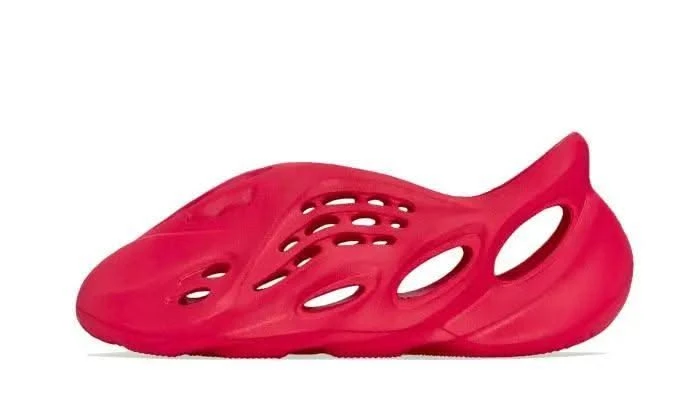 ADIDAS Yeezy Foam RNNR Vermillion 3 ADIDAS Yeezy Foam RNNR Vermillion