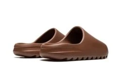 ADIDAS Yeezy Slide Flax 8 ADIDAS Yeezy Slide Flax -MNR BOUTIQUE yeezy slide flax 560693