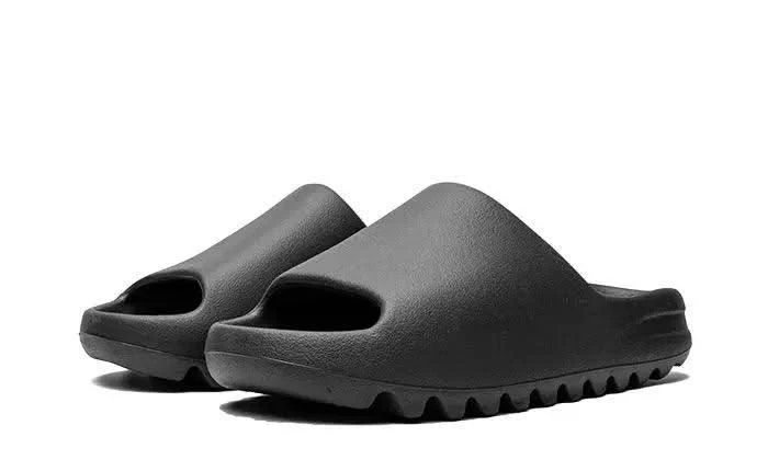 ADIDAS Yeezy Slide Onyx 4 ADIDAS Yeezy Slide Onyx – Image 2