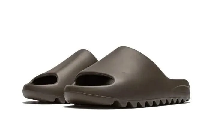 ADIDAS Yeezy Slide Soot 4 ADIDAS Yeezy Slide Soot – Image 2