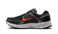 Nike Zoom Vomero 5 Black Picante Red
