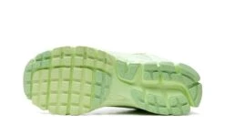 Nike Zoom Vomero 5 Vapor Green -MNR BOUTIQUE zoom vomero 5 vapor green 797504